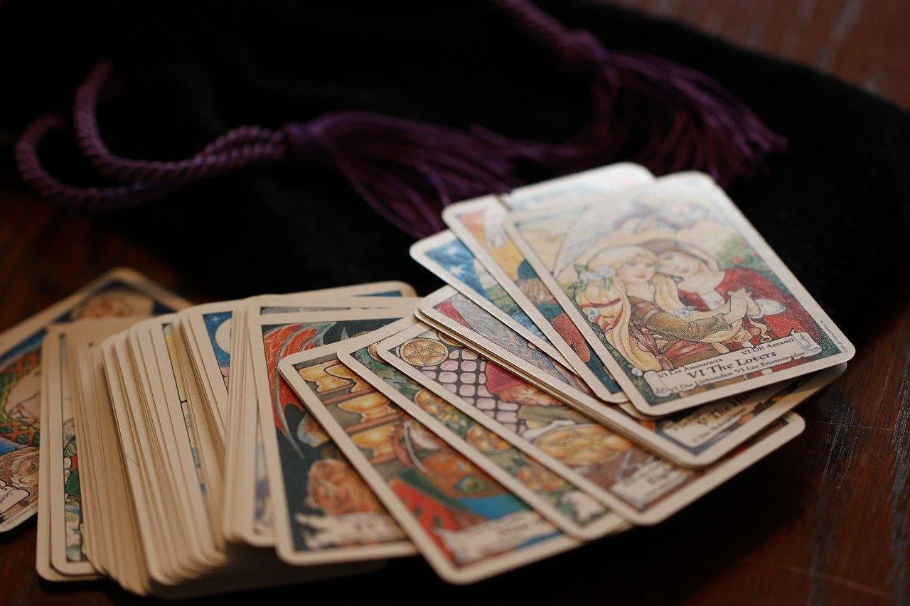 astrologue dans le 54 Jeu de carte d'un astrologue à Nancy